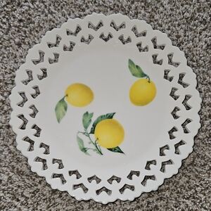 Chantilly Lace Border Stoneware Plate